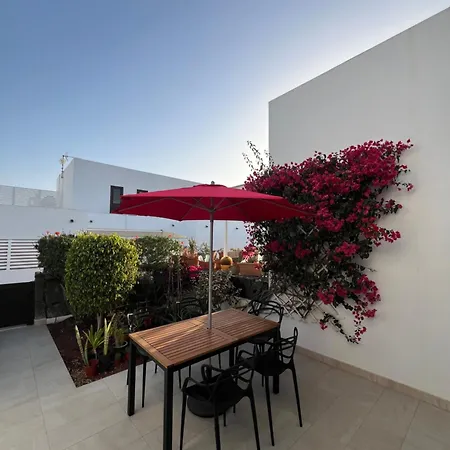 Thiago * بْوُرتو كاليرو